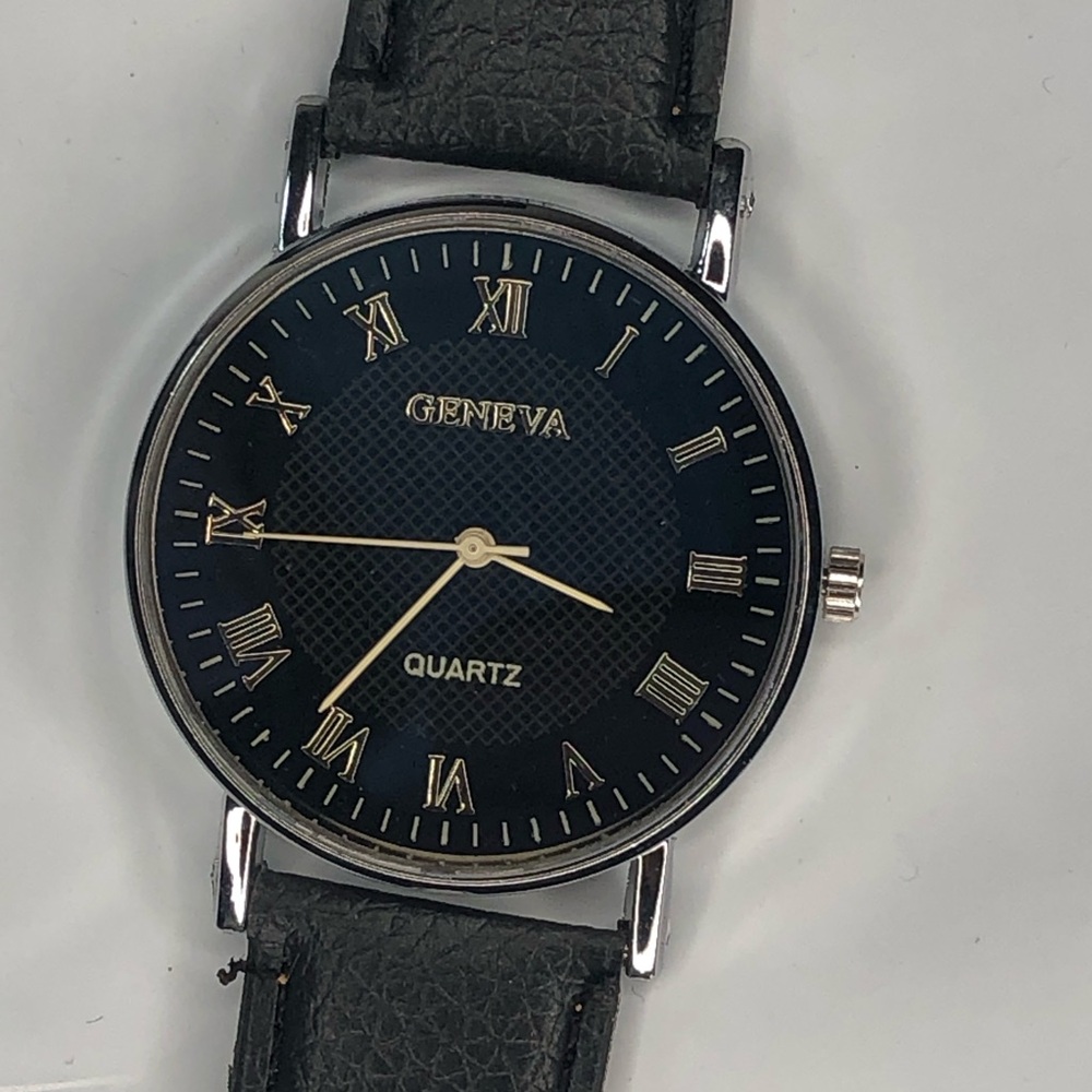 Geneva Black and Gold Quartz Watch NEW